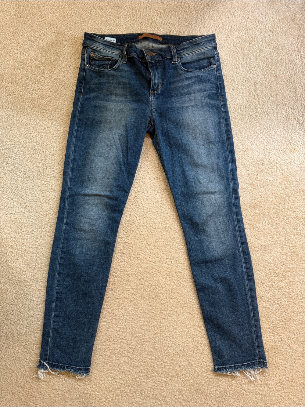 JOE’S Women’s Mid Wash Skinny Jeans